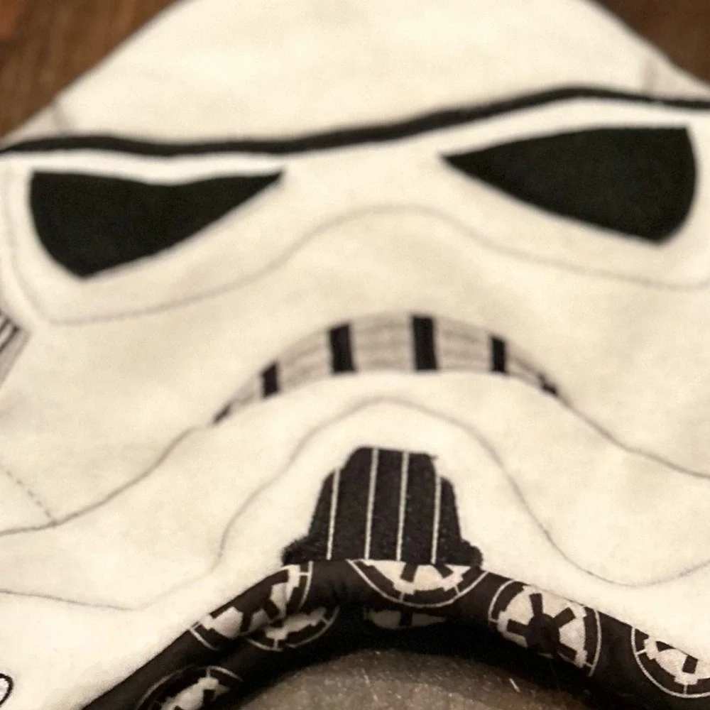 Star Wars Stormtrooper Beanie Kids OSFM White Peruvian Trapper Hat Winter Comfy